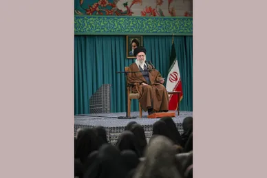 گزارش تصویری | دیدار هزاران نفر از زنان و دختران با رهبر معظم انقلاب اسلامی (۱۲ آذر ۱۴۰۴)