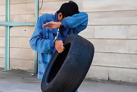 سرقت ۱۰۰ میلیونی لاستیک با شاهین بدون پلاک | موبایل جامانده سارق راز پرونده را فاش کرد