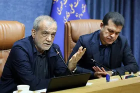 رئیس جمهور: توسعه کشور با نخبگان خلاق و ریسک&zwnj;پذیر محقق می&zwnj;شود، نه با روزمرگی اداری
