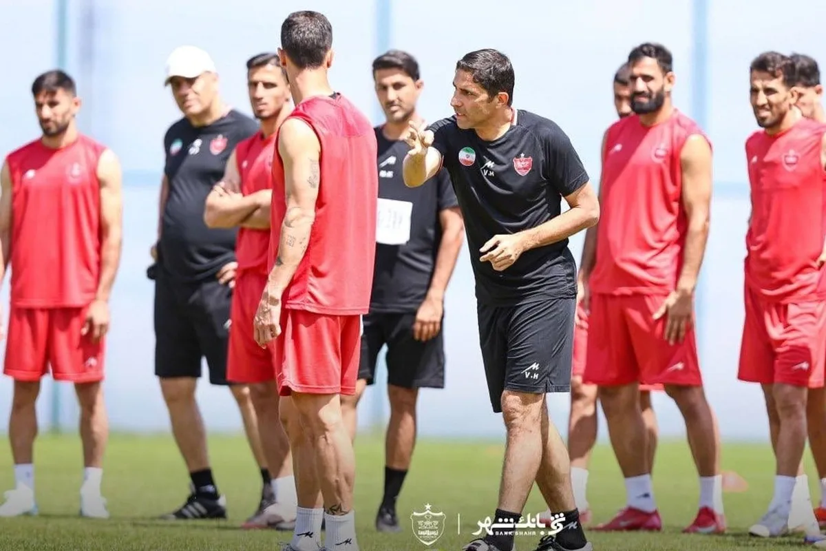 سرگیجه هاشمیان در پرسپولیس| سردرگم در جذب مهاجم