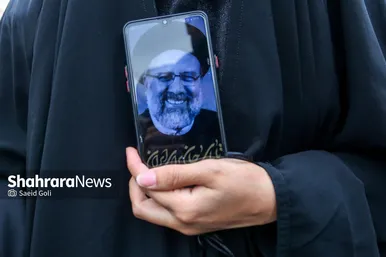 مشهد در ماتم رئیس جمهور شهید (۱)