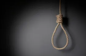 کشف جسد حلق&zwnj;آویز شده ۵ نفر از اعضای یک خانواده در نجف آباد| مرگ فاجعه بار تمام اعضای خانواده