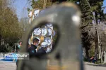مشهد با نصب نماد‌ها و نشانه‌های هنری برای نوروز ۱۴۰۰ آماده می‌شود + تصاویر