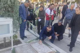 تجدید میثاق مدیران دستگاه&zwnj;های اجرایی خراسان&zwnj;رضوی با آرمان&zwnj;های شهدا در آستانه هفته دولت + فیلم