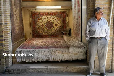 عکس‌هایی از بازار فرش مشهد