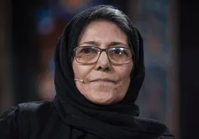 رویا افشار: زخم جنگ هنوز زنده است؛ مادران شهدا فراموش نشوند