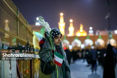 گلباران حرم مطهر رضوی در شب میلاد جوادالائمه (ع)