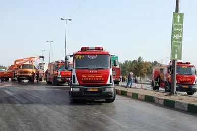 واژگونی تانکر حامل گازوئیل در مسیر مشهد- گلبهار