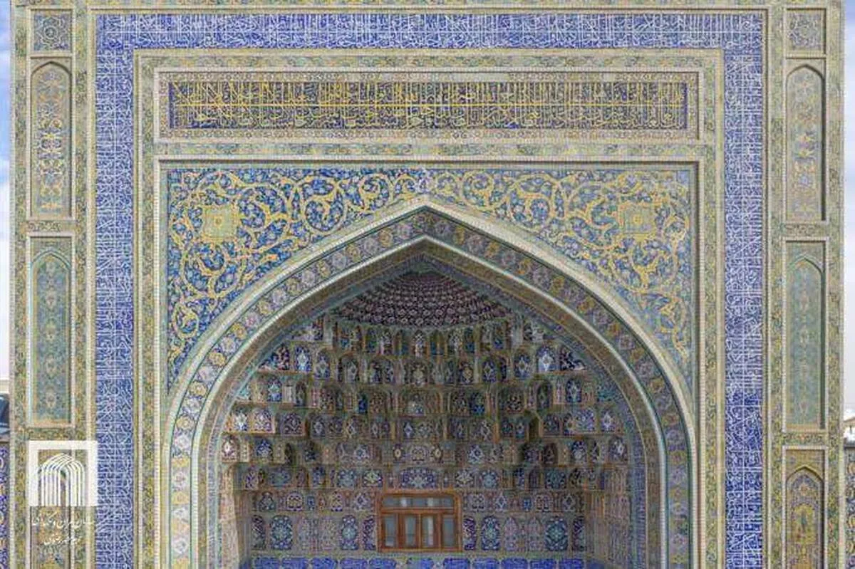 مرمت ایوان تلگراف‌خانه در صحن آزادی حرم امام‌رضا(ع) پایان یافت