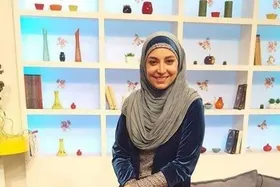 شیرین صمدی، مجری آزاد شد (۱۶ دی ۱۴۰۱) + بیوگرافی