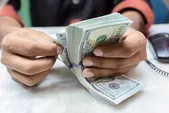 دلار به بالاترین سطح دو ماه اخیر رسید (۱۸ خرداد ۱۴۰۵)
