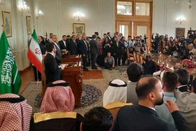 علت تغییر محل نشست خبری وزیر خارجه عربستان چه بود؟