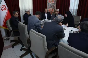 عارف خواستار بازتعریف سازوکار&zwnj;های همکاری ایران و چین شد