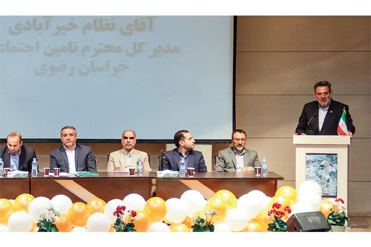 گزارش مدیران روی میز فرماندار