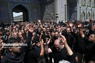 گزارش تصویری | عزاداری زائران رضوی در سوگ رحلت پیامبر اکرم (ص) و شهادت امام حسن مجتبی (ع) در حرم رضوی