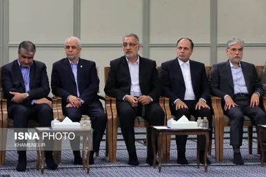 عکس‌هایی از دیدار رئیس‌جمهور و اعضای هیئت دولت چهاردهم با رهبر معظم انقلاب
