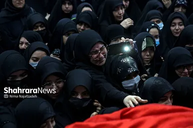 مراسم تشییع و تدفین پیکر پاک شهید گمنام در دانشکده منتظری مشهد