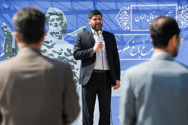 آیین رونمایی از المان «مرغ باغ ملکوت»