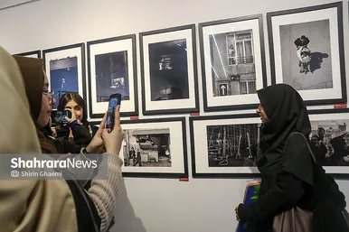 گزارش تصویری | نمایشگاه گروهی عکاسی خیابانی در نگارخانه اشراق مشهد