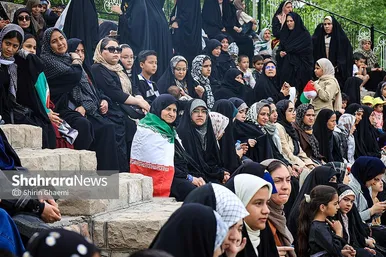 اجتماع بزرگ دختران و نور کرامت در مشهد