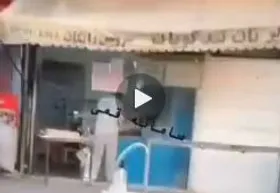 حرکت عجیب و غیربهداشتی شاگرد نانوایی در خانی&zwnj;آباد تهران + فیلم