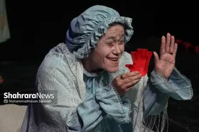 نمایش انگلیسی &laquo;On A Perfect Sad DAY&zwnj;&raquo;؛ تجربه&zwnj;ای نو و جدید برای این روزهای تئاتر مشهد