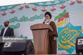 آیت الله علم الهدی: پیشبرد اهداف انقلاب با عنایت امام زمان (عج) است