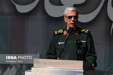 تشییع باشکوه پیکر سردار شهید زاهدی در اصفهان