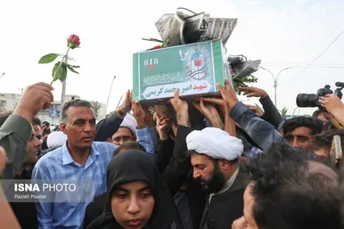 گزارش تصویری | مراسم تشییع پیکر شهدای حمله جنایتکارانه آمریکا به یک مراسم عروسی در شهرستان سیریک - کوهستک