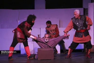 نمایش «خورشید کاروان»