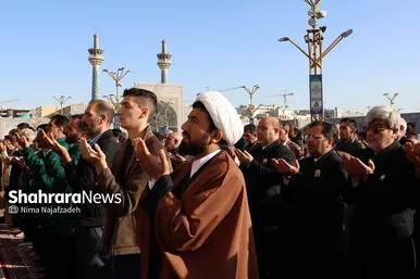 نماز عید سعید فطر در حرم مطهر رضوی