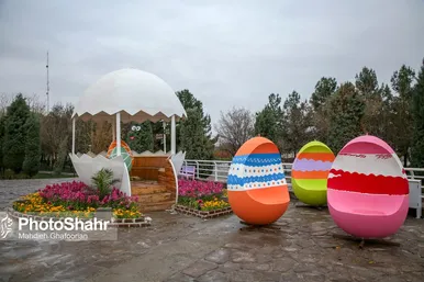 یادمان‌های نوروزی در خیابان‌های شهر