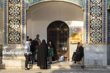 آیین چراغ برات در آرامگاه خواجه ربیع