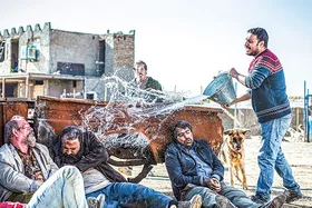 نگاهی به فیلم &laquo;شنای پروانه&raquo;، اولین تجربه سینمایی محمد کارت | کارتستان