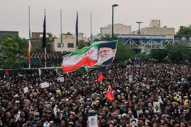 تشییع پیکر رئیس‌جمهور و شهدای خدمت در مشهد - 1