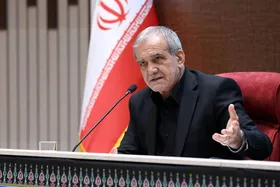 حضور رئیس&zwnj;جمهور در جمع معاونان و مدیران وزارت امور خارجه + فیلم