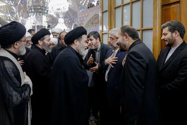 مراسم بزرگداشت آیت الله شبیری زنجانی (ره) در حرم مطهر رضوی برگزار شد + عکس