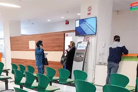 پاسخ رئیس بیمارستان &laquo;اکبر&raquo; مشهد به گلایه&zwnj;های شهروندان | پزشک کم نداریم، نیروی پشتیبانی را افزایش می&zwnj;دهیم