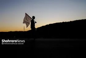 تردد ۱۵۰۰ زائر پیاده در مسیرهای منتهی به مشهد (۱۷ اردیبهشت ۱۴۰۴)