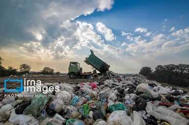 گزارش تصویری | مرگ خاموش جنگل‌های مازندران زیر آوار زباله‌های ناخوانده