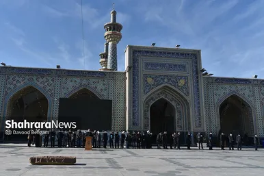 مراسم تشییع و تدفین پیکر «سعید تشکری» در حرم مطهر رضوی