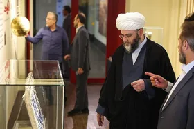نمایش ۱۵ اثر ارزشمند مرتبط با حضرت محمد(ص) در نمایشگاه &laquo;آیینه&zwnj;های نعت&raquo;
