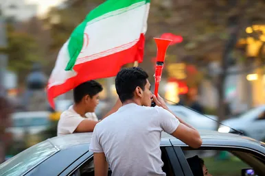  شادی مردم مشهد بعد از برد تیم ملی ایران