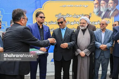 گزارش تصویری | واگذاری ۱۶ دستگاه ماشین‌آلات خدماتی شهری به شهرداری‌های خراسان رضوی