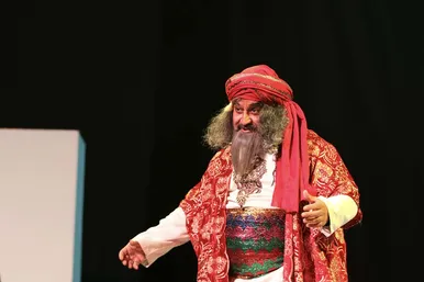 تئاتر آئینی «گرگ و میش»