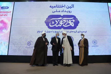 بازدید وزیر ورزش و جوانان از نمایشگاه «هم آهنگ»