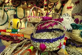 توسعه بازارچه&zwnj;های صنایع&zwnj;دستی و مشاغل خانگی در مشهد