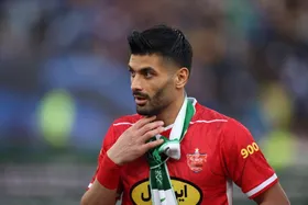 مدافع سابق پرسپولیس، سرخ&zwnj;پوش شد + عکس