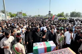 تشییع پیکر مطهر ۷ شهید حمله تروریستی آمریکایی - صهیونی در رودان هرمزگان