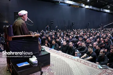 مراسم احیاء شب ۲۱ ماه رمضان و وداع با پیکر شهید گمنام در شهرک شهید رجایی